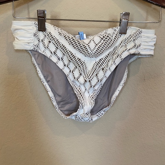 Great condition! Worn once - Picture 5 of 5